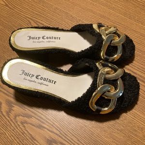 NWOT Juicy Couture faux fur shoes